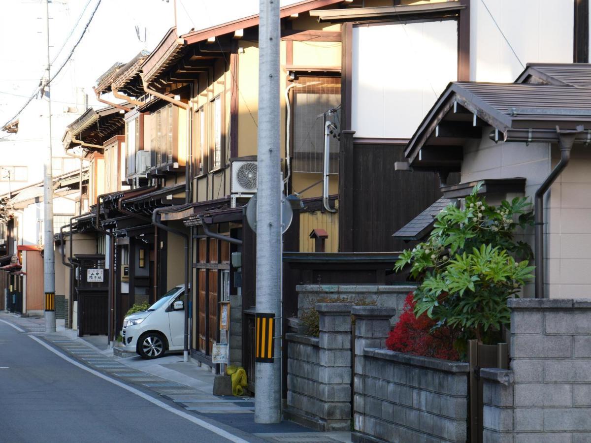 Kanamori House Такаяма Екстериор снимка